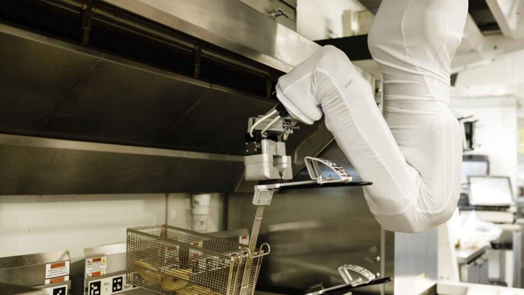 10 ejemplos de robots utilizados en el servicio de alimentos