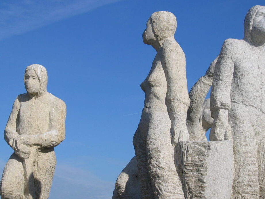 15 ejemplos de escultura en piedra