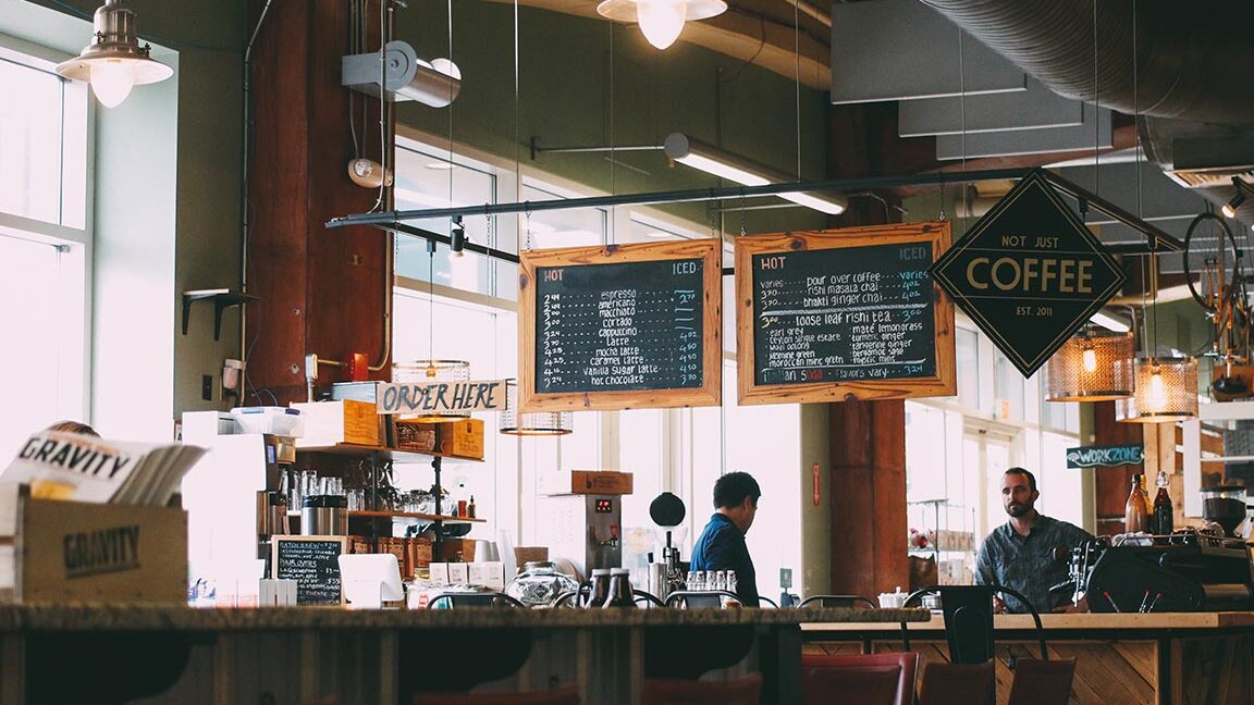 10 ejemplos de diseno de stand para conseguir mas resenas en tu restaurante